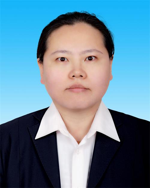 7.南木鄂伦春民族乡党委委员、委书记、监察室主任 白桂华.jpg
